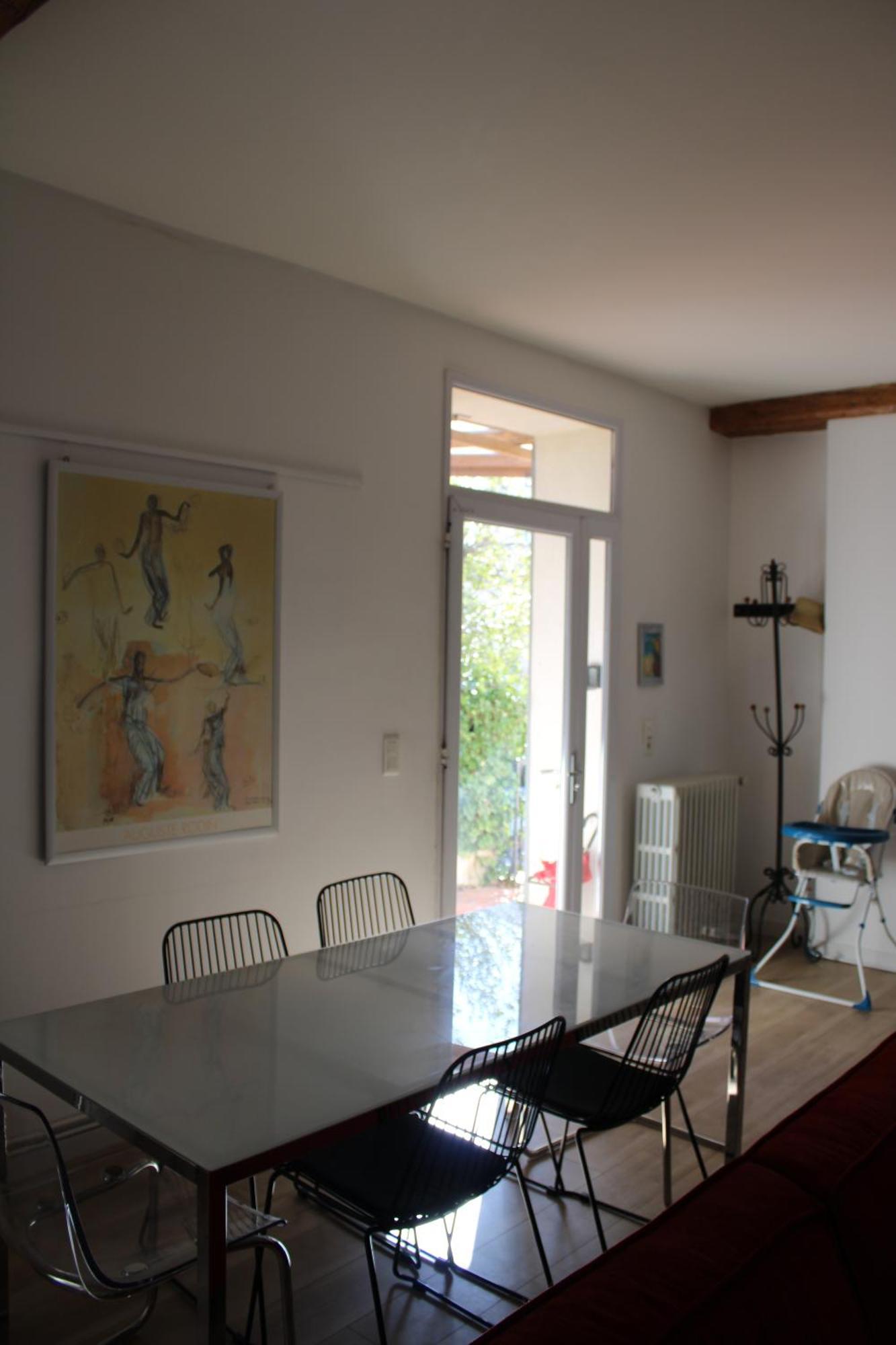 Maison Chaleureuse Avec Grande Terrasse Nîmes Dış mekan fotoğraf